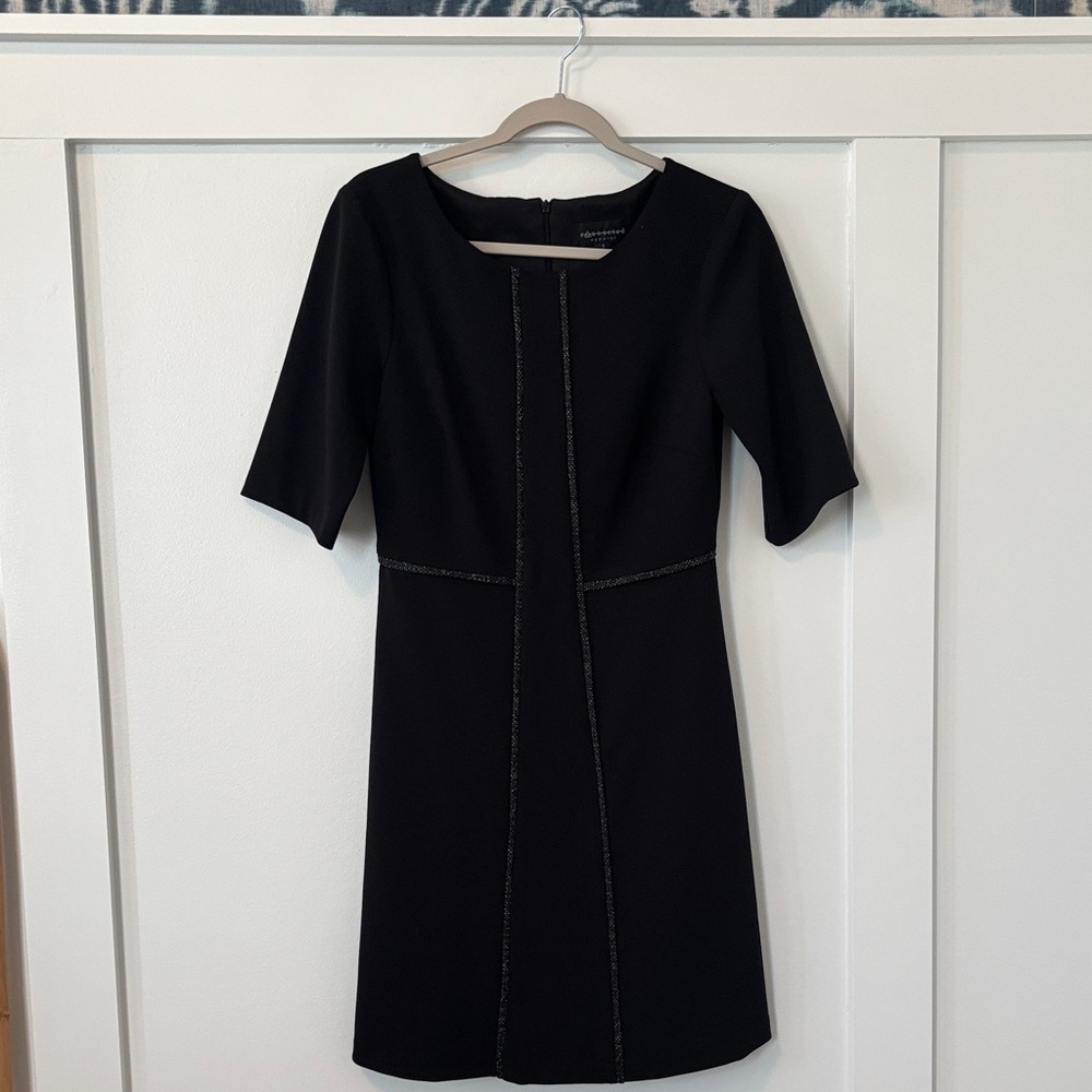 Connected Apparel Black Short Sleeve Dress